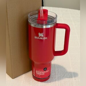 NEW Stanley Elf 40 oz Red Delicious Quencher H2.0 Tumbler with Handle retired
